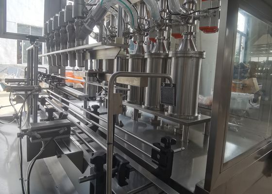 SUS304 Viscous Liquid Filling Machine 2200mm Water Bottle Filling Machine